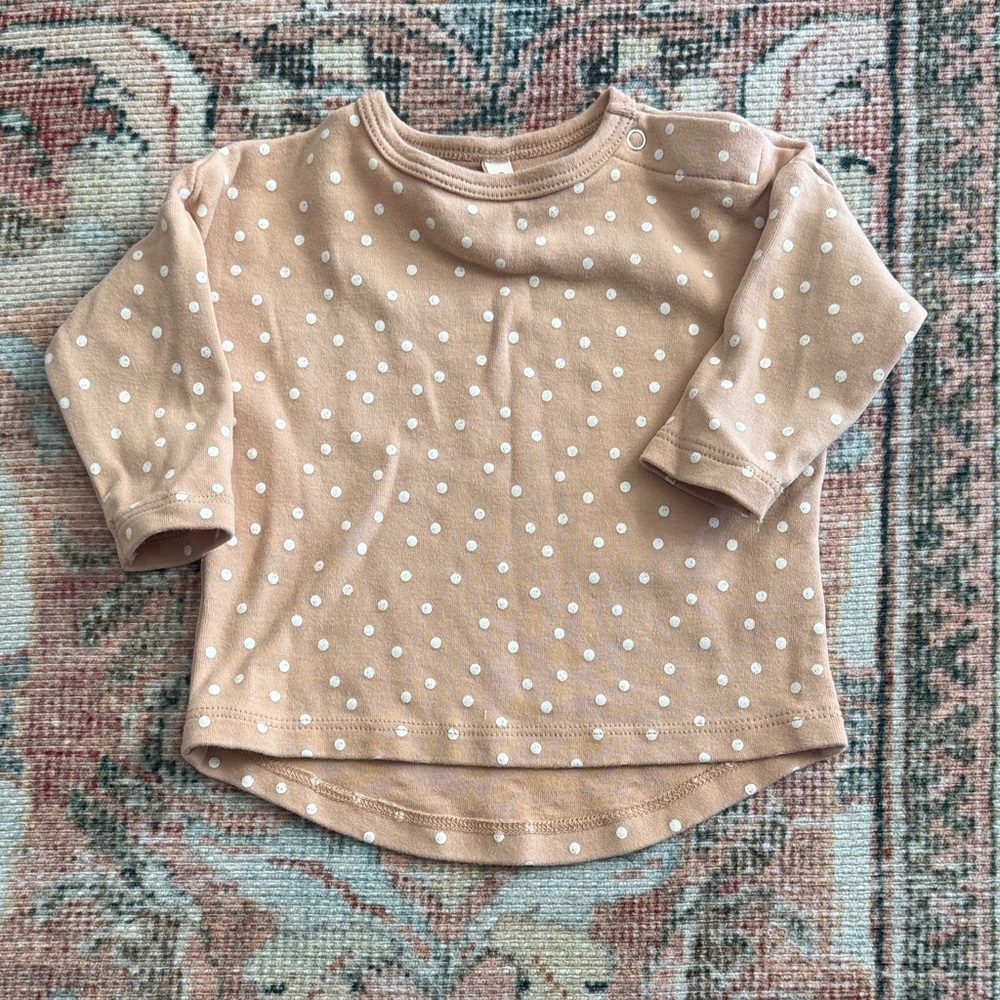 Quincy Mae Long Sleeve Polka Dot Shirt - Tan and White
